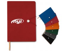 Caderno tipo moleskine com fecho de pino e elástico de nylon para lacre. 14 x 21