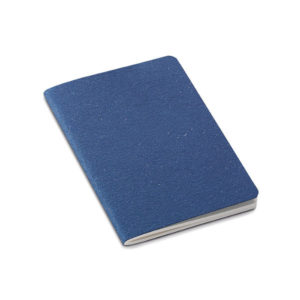 Caderno com material reciclado