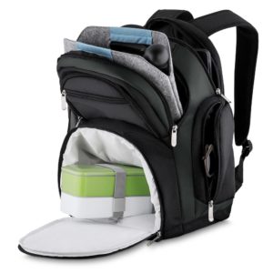 Mochila executiva para notebook com compartimento térmico.
