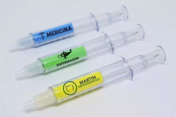 100-canetas-formato-seringa-marca-texto-personalizadas-brindes-para-medicina